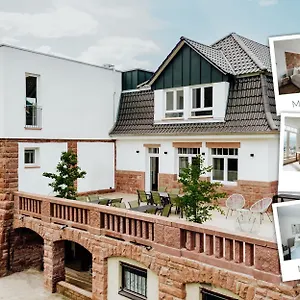 Mainterrasse Boardinghouse Am Fluss Klimatisierte Mit 80qm Terrasse Miltenberg